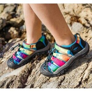 Keen Newport H2 Big Kids Size 1 Black Rainbow Tie Dye  Sandals Water Shoes